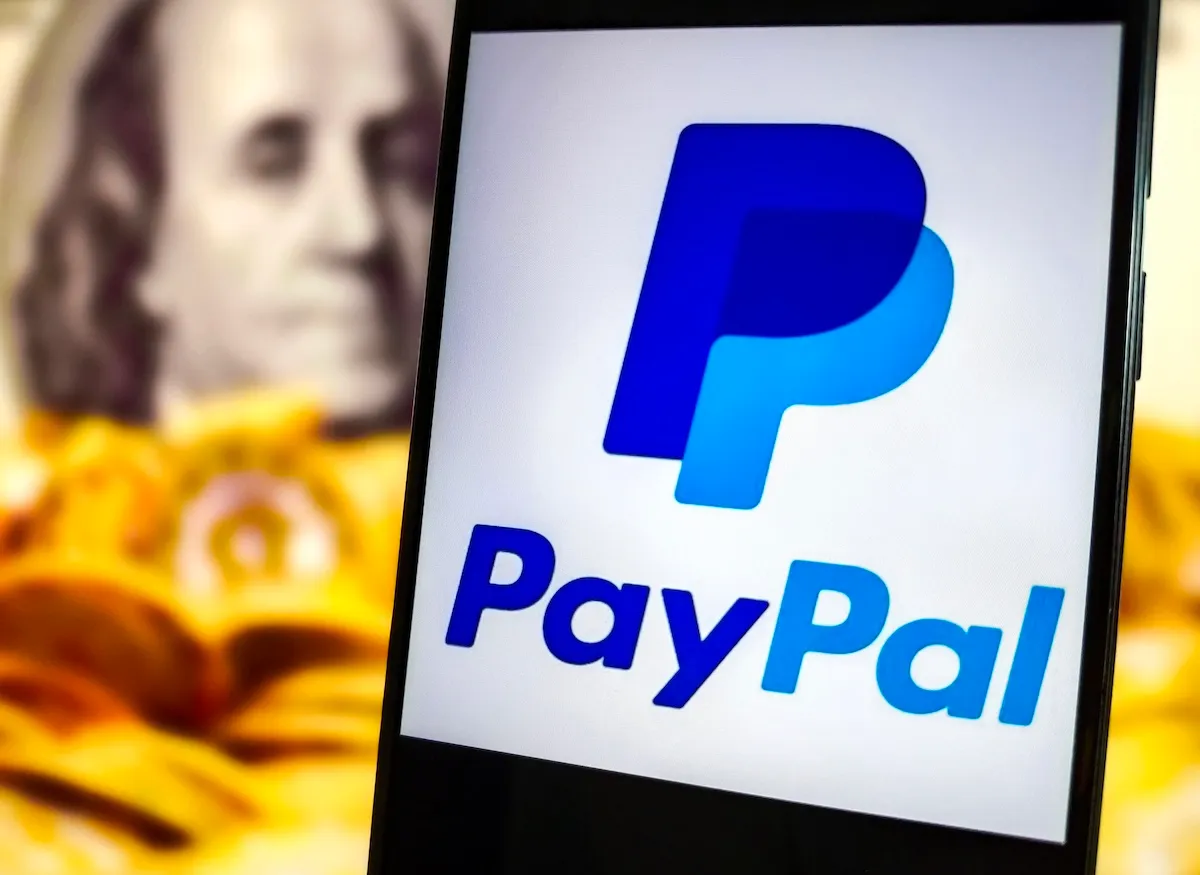 Stripe-and-Advent-Accelerate-Discussions-to-Acquire-PayPal-featured